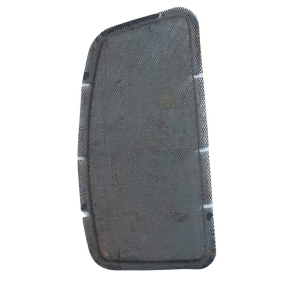 Second Left Hand Side Mesh Panel Cover | Valtra 900-A95